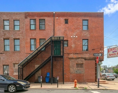 2049 E Hagert Street - Photo Thumbnail 29