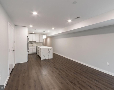751 N 20th Street - Photo Thumbnail 3