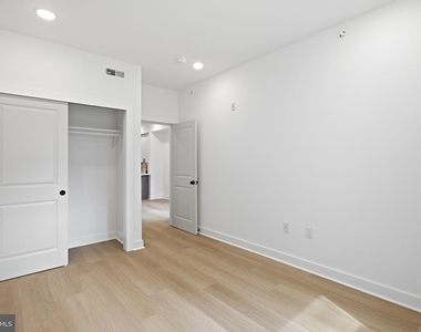 2251 N 12th Street - Photo Thumbnail 8