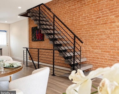2620 Almond Street - Photo Thumbnail 15