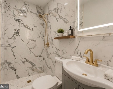 2620 Almond Street - Photo Thumbnail 7