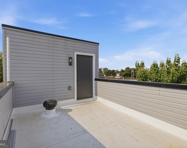 1027 W Arizona Street - Photo Thumbnail 27
