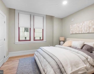 1420 Chestnut Street - Photo Thumbnail 15