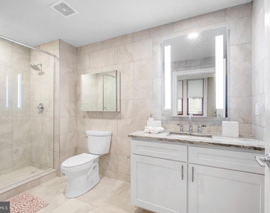 1420 Chestnut Street - Photo Thumbnail 18