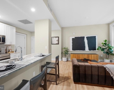 1420 Chestnut Street - Photo Thumbnail 1