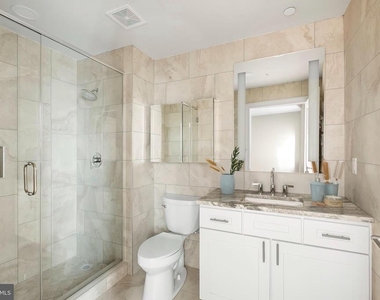 1420 Chestnut Street - Photo Thumbnail 22