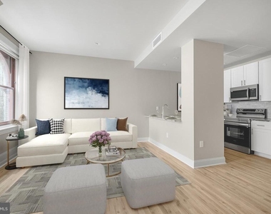 1420 Chestnut Street - Photo Thumbnail 5