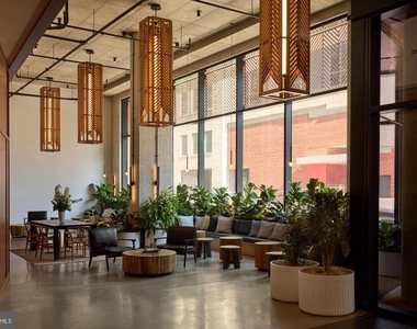 1134 Sansom Street - Photo Thumbnail 11