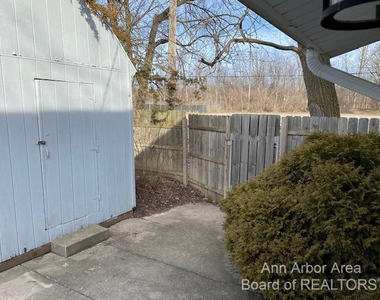 407 N Harris Street - Photo Thumbnail 15