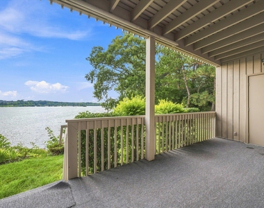 893 Cliffs Drive - Photo Thumbnail 18