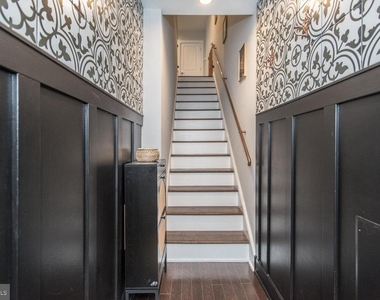 1532 N 7th Street - Photo Thumbnail 4