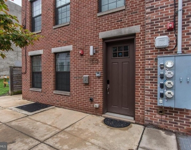 1532 N 7th Street - Photo Thumbnail 2