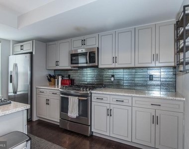1532 N 7th Street - Photo Thumbnail 15