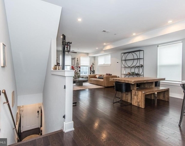1532 N 7th Street - Photo Thumbnail 5