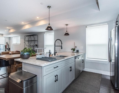 1532 N 7th Street - Photo Thumbnail 17