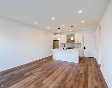 5904 Germantown Avenue - Photo Thumbnail 1
