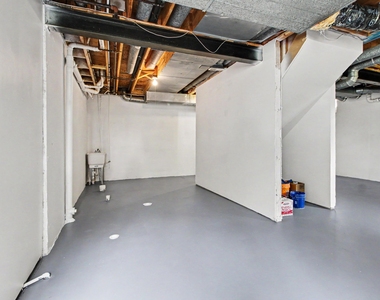 7878 Greene Farm Drive - Photo Thumbnail 30