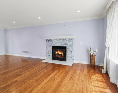 7878 Greene Farm Drive - Photo Thumbnail 10