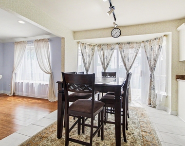 7878 Greene Farm Drive - Photo Thumbnail 13