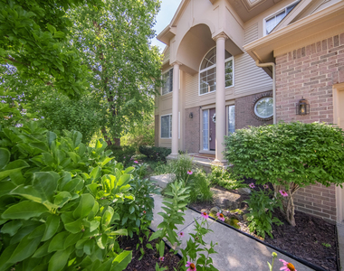 7878 Greene Farm Drive - Photo Thumbnail 4