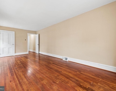 2218 Locust Street - Photo Thumbnail 36