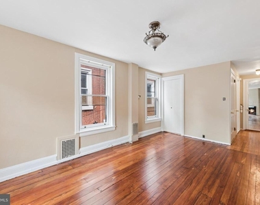 2218 Locust Street - Photo Thumbnail 24