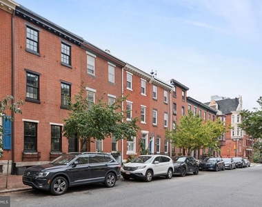 2218 Locust Street - Photo Thumbnail 1