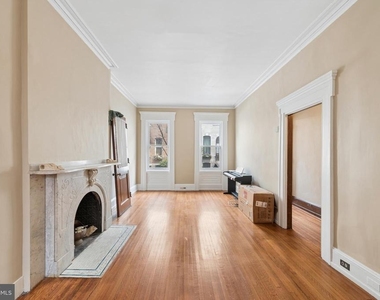 2218 Locust Street - Photo Thumbnail 11