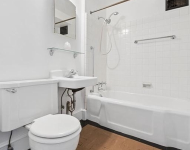 2218 Locust Street - Photo Thumbnail 39