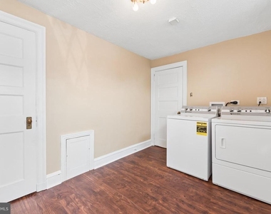 2218 Locust Street - Photo Thumbnail 44
