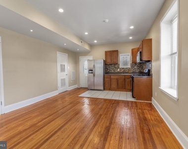 4623 Sansom Street - Photo Thumbnail 9