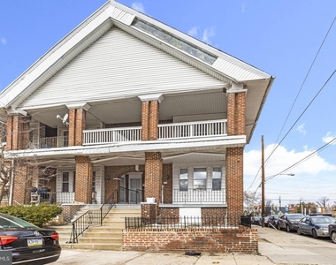 4623 Sansom Street - Photo Thumbnail 32