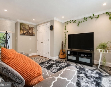 29 E Meehan Avenue - Photo Thumbnail 13