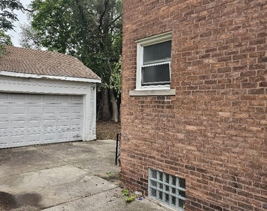 17378 Kentucky Street - Photo Thumbnail 4