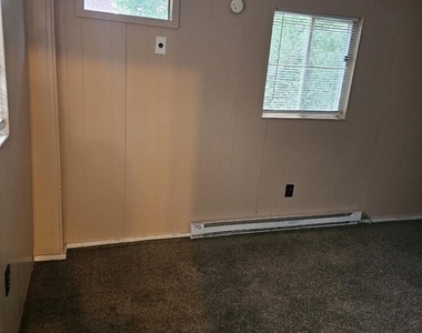 17378 Kentucky Street - Photo Thumbnail 13