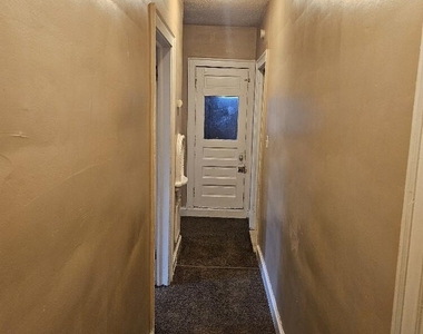 17378 Kentucky Street - Photo Thumbnail 6