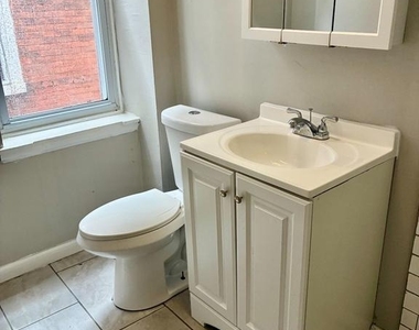 1464 N 52nd Street - Photo Thumbnail 1