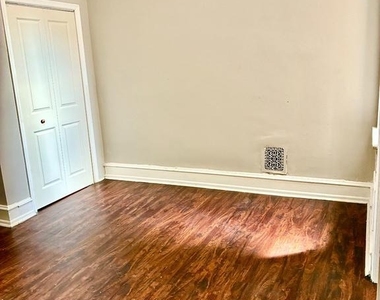1464 N 52nd Street - Photo Thumbnail 6