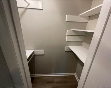 1322 Worstead Drive - Photo Thumbnail 11