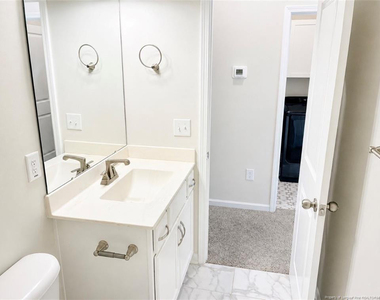 5620 Tall Timbers Court - Photo Thumbnail 19