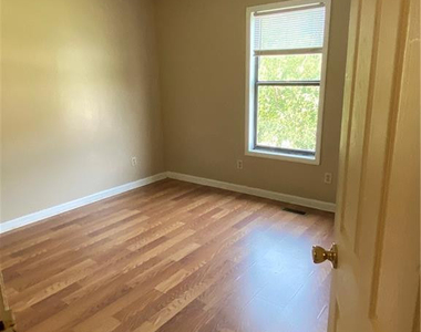 1430 Tangora Lane - Photo Thumbnail 5