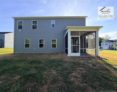 156 Hanover Drive - Photo Thumbnail 26