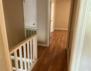1424 Tangora Lane - Photo Thumbnail 7