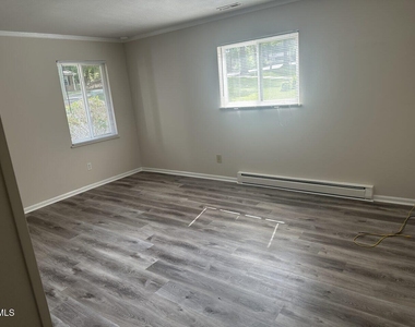 1213 Seabrook Road - Photo Thumbnail 4