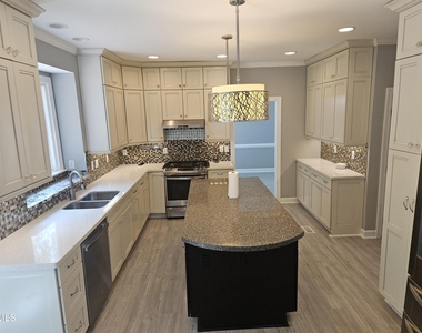 5717 Raddington Street - Photo Thumbnail 5