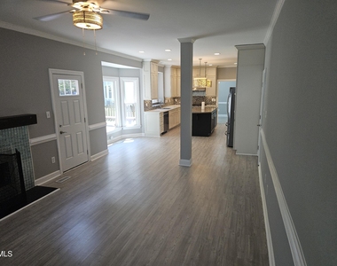 5717 Raddington Street - Photo Thumbnail 7