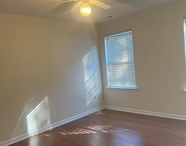 615 Edenberry Drive - Photo Thumbnail 3