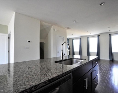 13 Jessop Lane - Photo Thumbnail 13