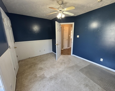 337 Americana Drive - Photo Thumbnail 13