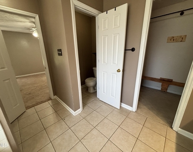 337 Americana Drive - Photo Thumbnail 33